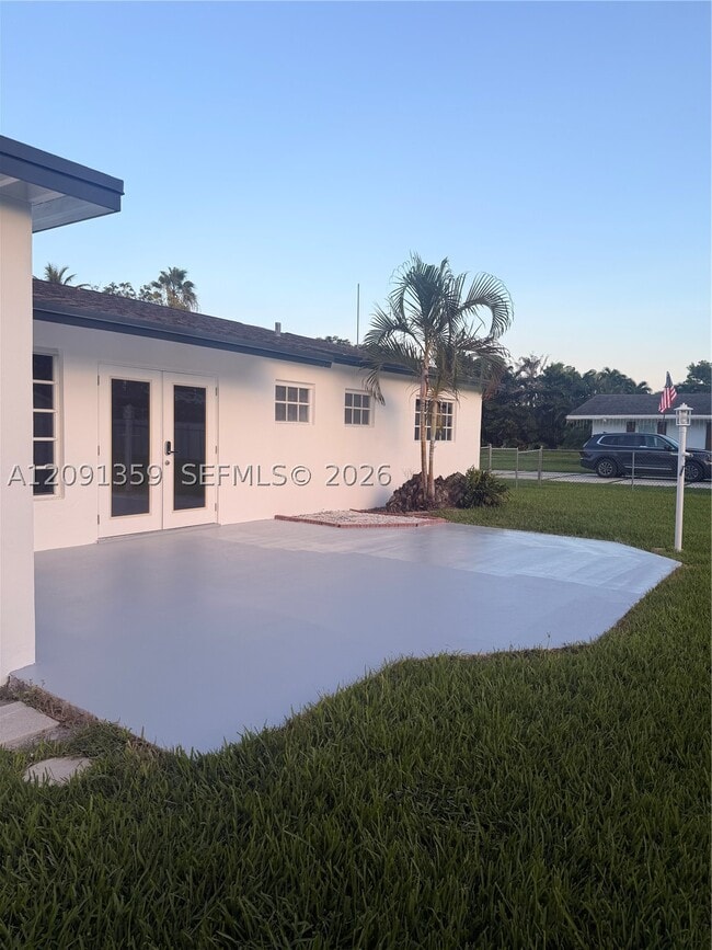 Building Photo - 18608 SW 93rd Pl