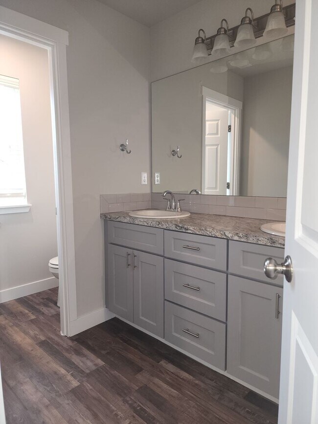 Building Photo - Yelm Creek Estates, New Construction 4 Bedroom, 2.75 Bathroom with Den