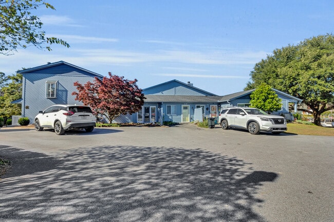 Building Photo - 18 Harbour Walk Townhouses
