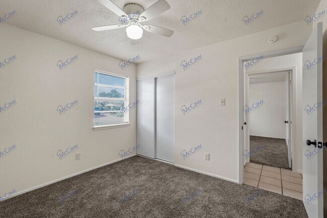Building Photo - 12212 Duchess Dr