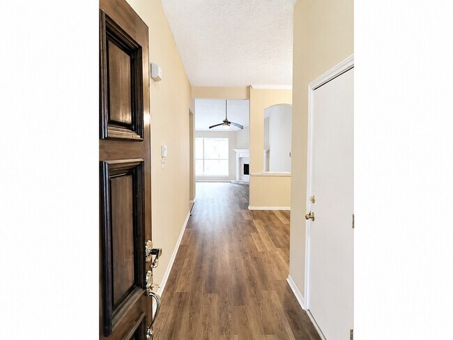 Building Photo - 155 S Delta Mill Cir