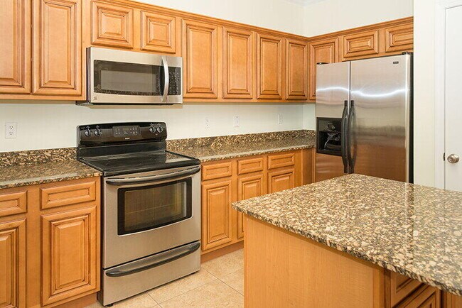 Building Photo - 1496 Bentley Cir