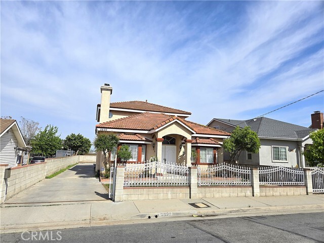 Building Photo - 2520 Denton Ave