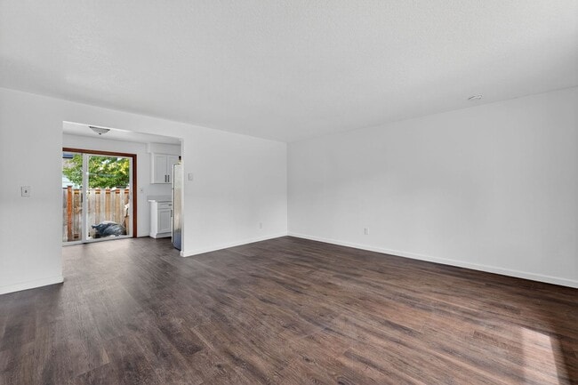 Building Photo - Half off the first month's rent!