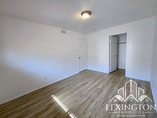 Building Photo - Fantastic, 2bd/1ba, Condo Home available in The Villaggio community, near Madison Ave. and Americ...