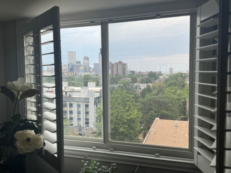 Primary Photo - 800 N Washington St