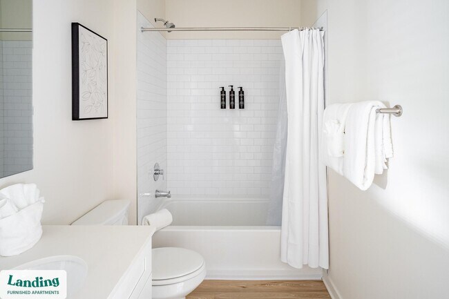 Building Photo - 6225 Mobile Hwy