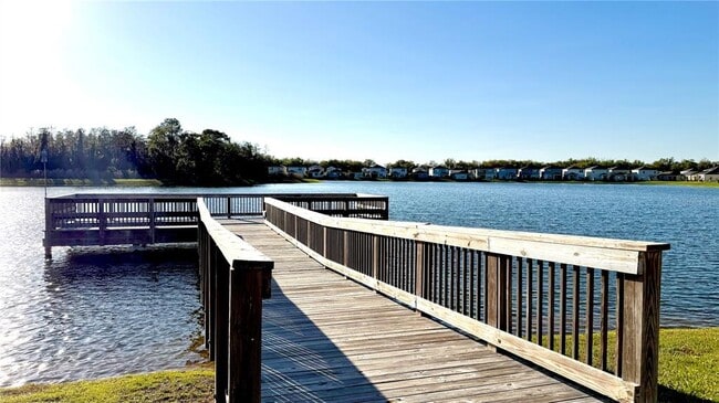 Building Photo - 5003 Royal Point Ave