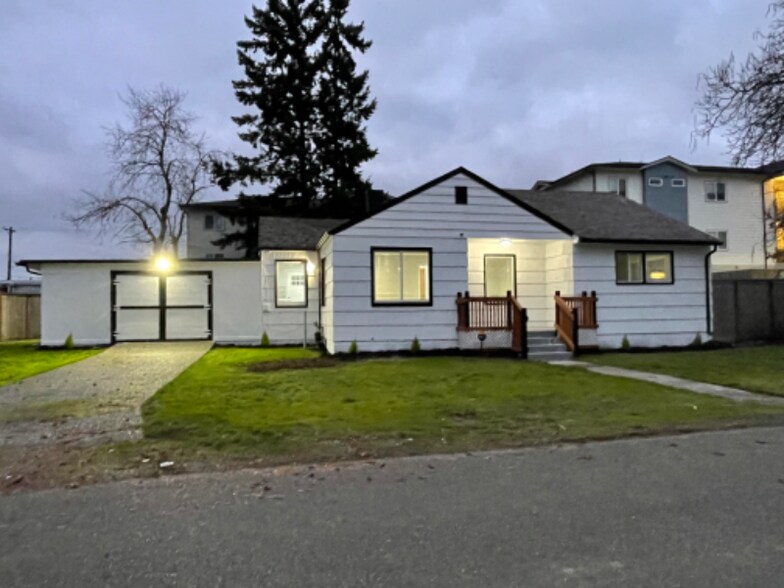 Building Photo - 6107 99th St SW