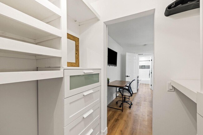 Building Photo - 6314 Friars Rd