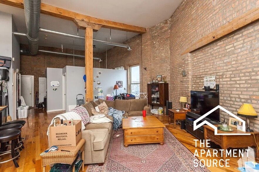 Building Photo - 1822 S Bishop St