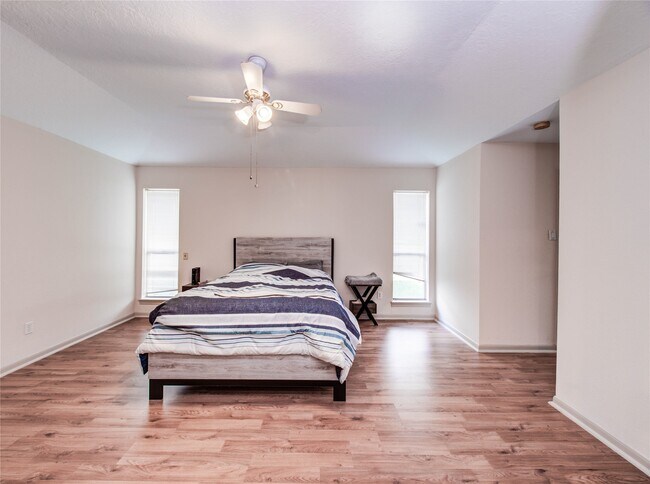 Building Photo - 14226 Woodnook Dr