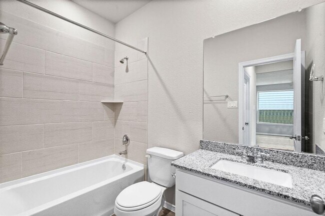 Building Photo - 25823 Boxwood Hedge Lane