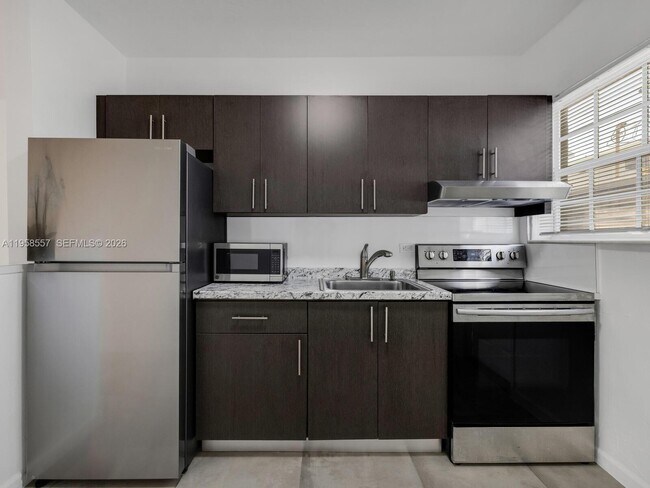 Building Photo - 440 NE 69th St