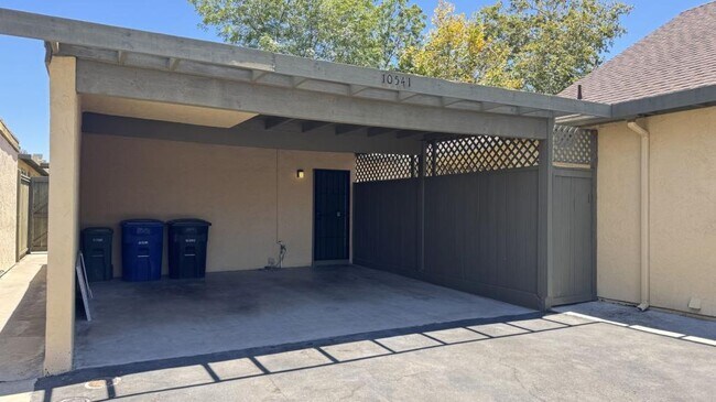 Building Photo - 10541 Caminito Baywood