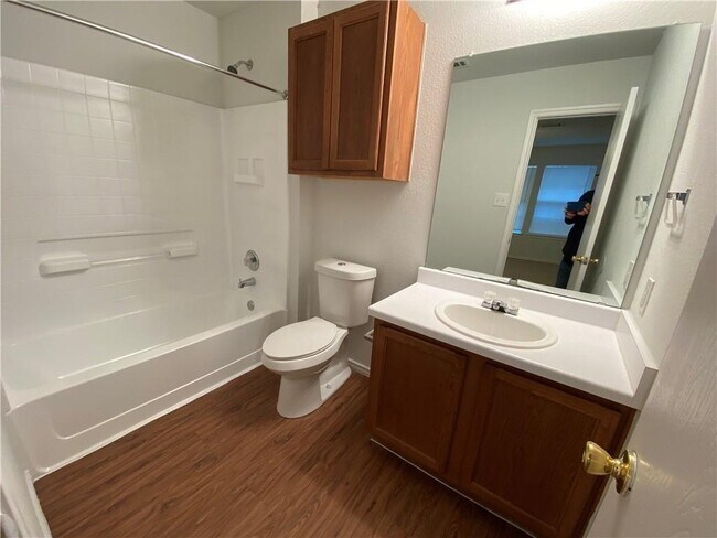 Building Photo - 11808 Plains Valley Dr