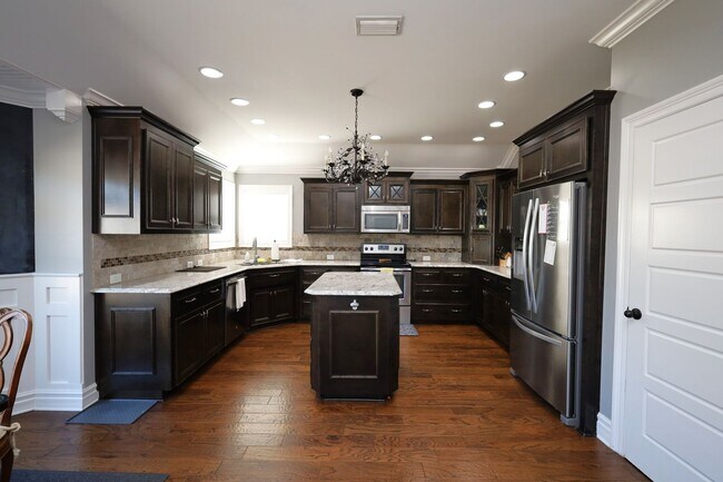 Building Photo - 3568 Farmers Way