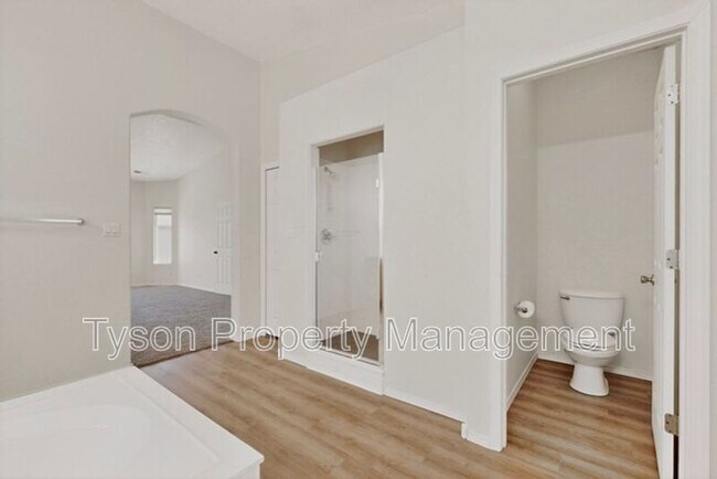 Building Photo - 1840 Bold Ruler St