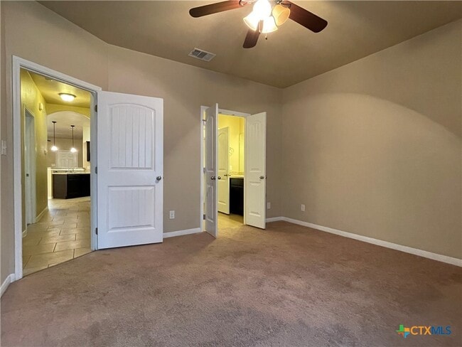 Building Photo - 4509 Cambridge Dr