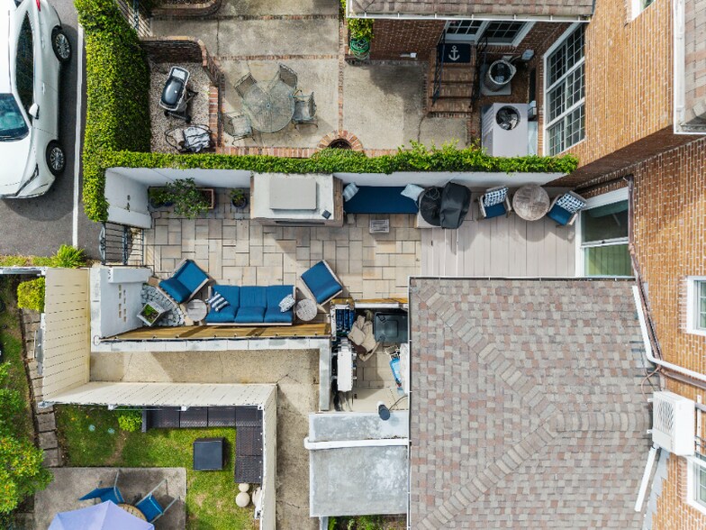 Building Photo - 78 Legare St