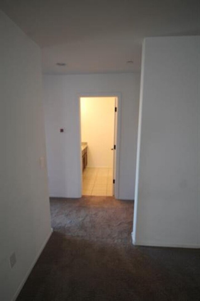 Building Photo - STUNNING 4-Bedroom + Den Home in Gladden Farms!!!!! SOLAR PANELS!!!