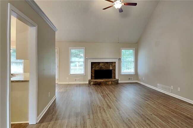 Building Photo - 405 Etowah Valley Way