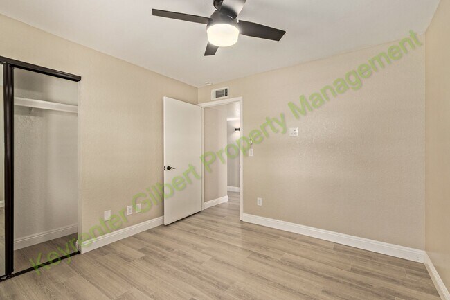 Building Photo - Beautiful Gilbert Home with Shared Pool — Perfect Location & Modern Upgrades!