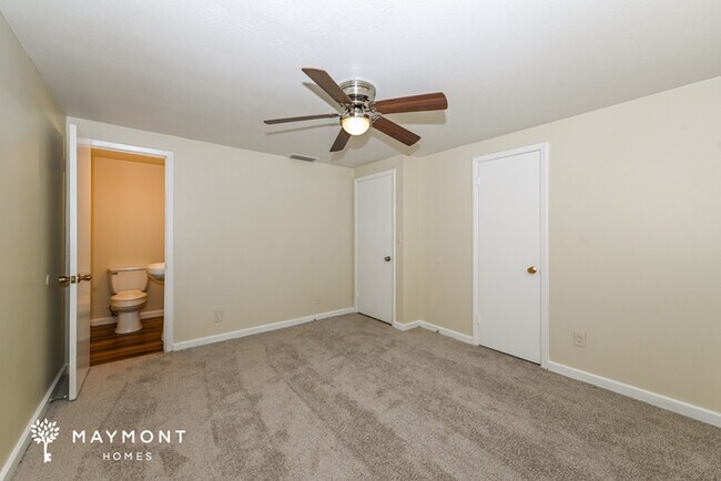 Building Photo - 6009 Verdes Rd