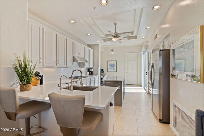 Building Photo - 20802 N Grayhawk Dr