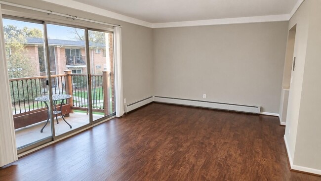 Building Photo - 1217 Island Dr