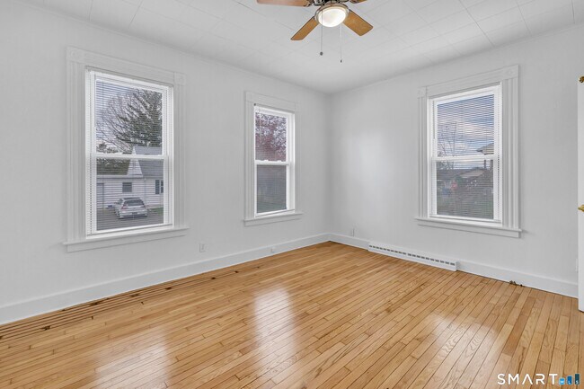 Building Photo - 10 Huntington Ave