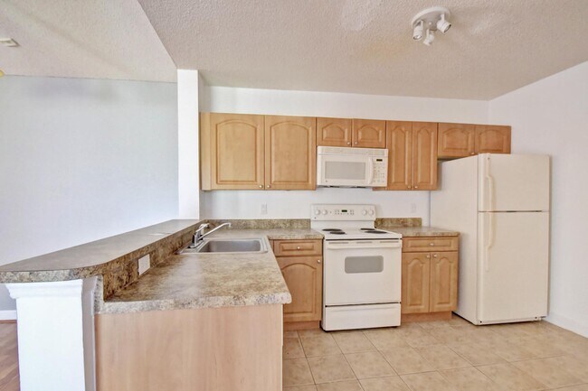 Building Photo - 5701 Riverside Dr