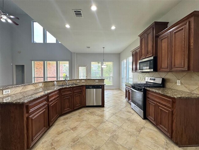 Building Photo - 5218 Pebble Bluff Ln
