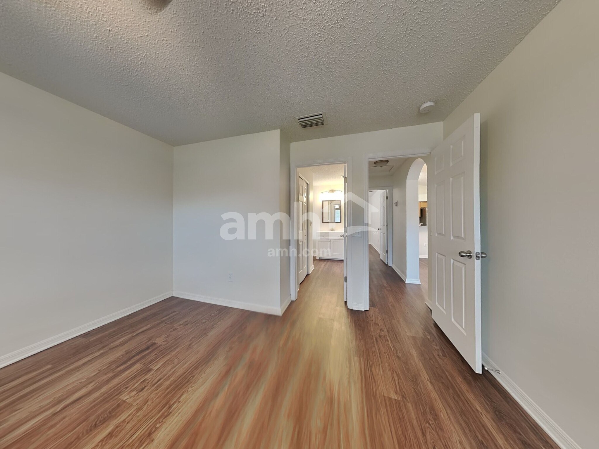 Building Photo - 4334 Country Hills Blvd