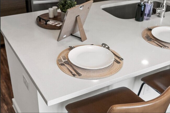 Building Photo - 120 N Madison Ave