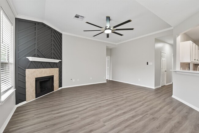 Building Photo - 16311 Yabbie Dr