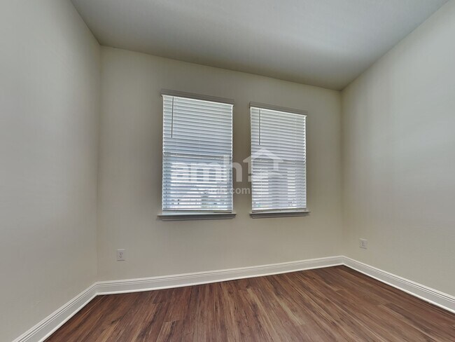 Building Photo - 6355 Emerald Hls Wy