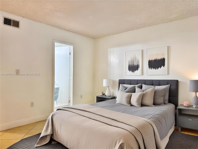 Building Photo - 510 NW 86th Pl