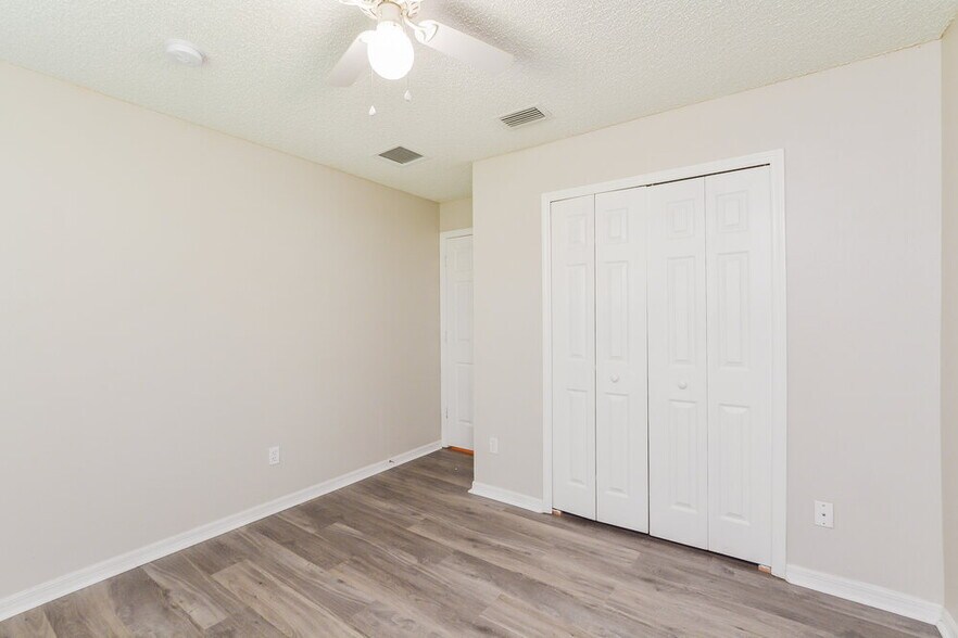 Building Photo - 1061 Pinder St
