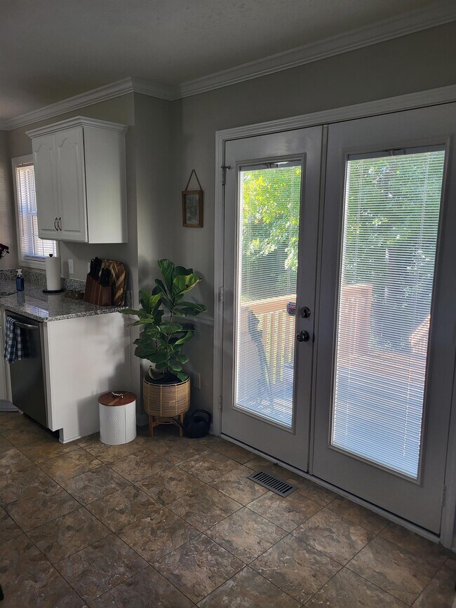 Building Photo - 220 Newport Drive