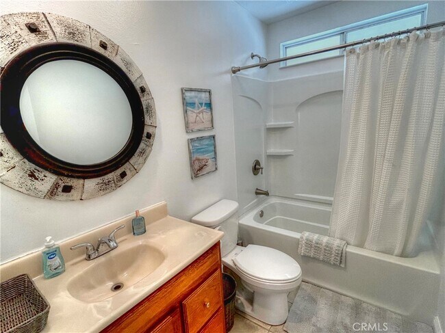 Building Photo - 308 Avenida Granada