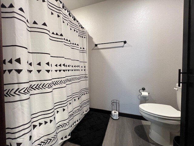 Building Photo - 557 Antietam Dr