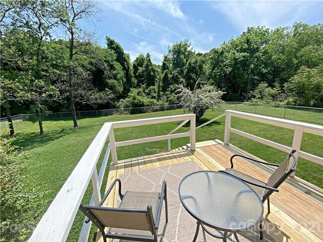 Building Photo - Charming Home for Rent in Newton, North Carolina!