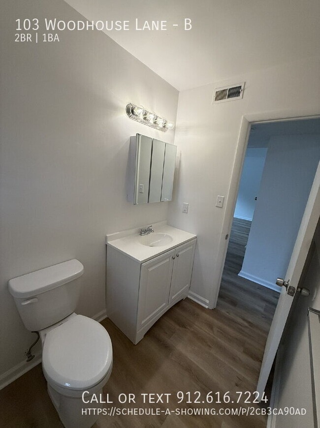 Building Photo - 103 Woodhouse Ln