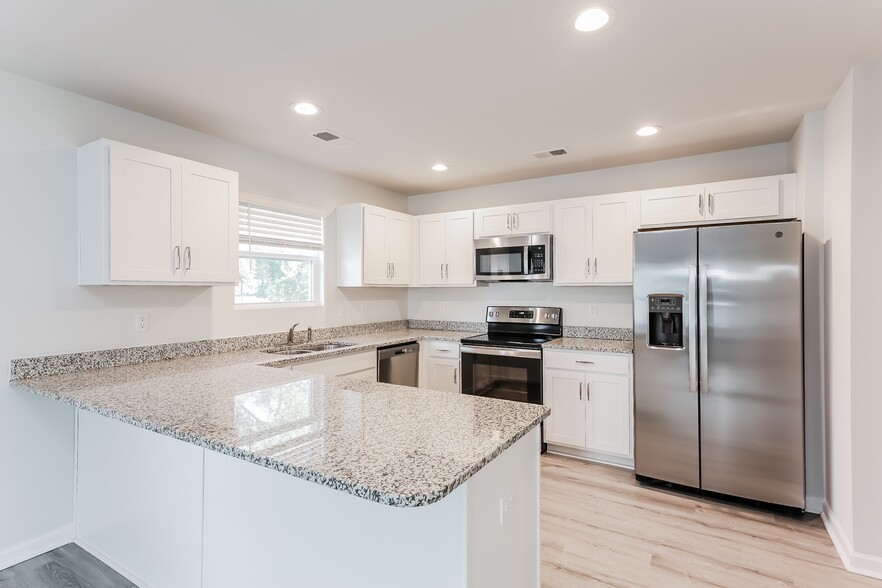 Building Photo - 620 Millsgate Cir