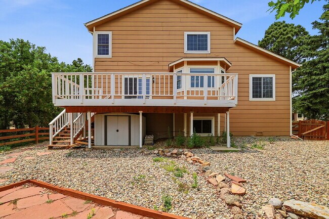 Building Photo - $2,845.95- 4-Bed /3-Bath Gem with Finished Basement and Fenced-in Yard in Colorado Springs!