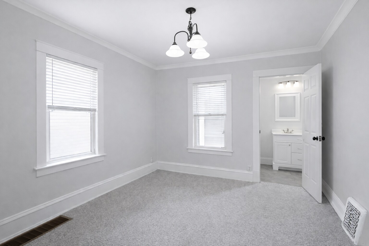 Building Photo - 346 Cleveland Ave N