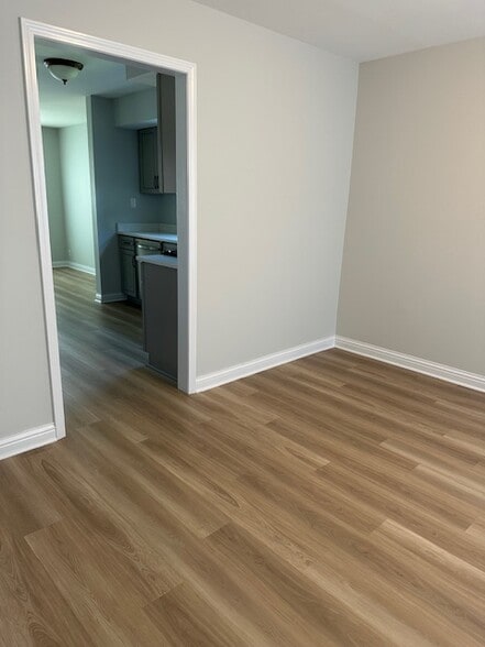 Dining room - 1455 Eaton Ave