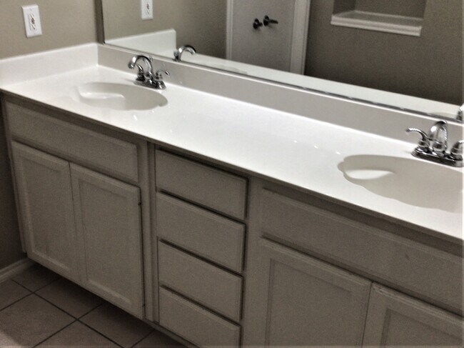 Building Photo - 9701 Brenden Drive