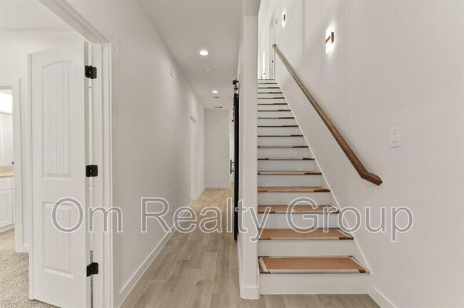 Building Photo - 4705 Idaho St